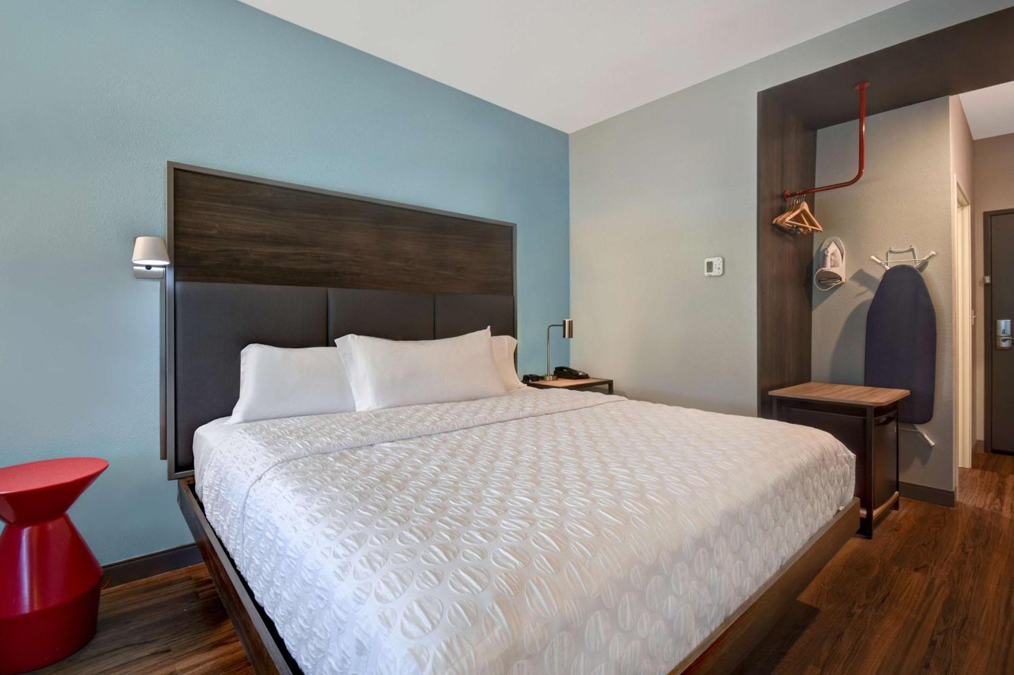 Отель Tru By Hilton Auburn, In Экстерьер фото